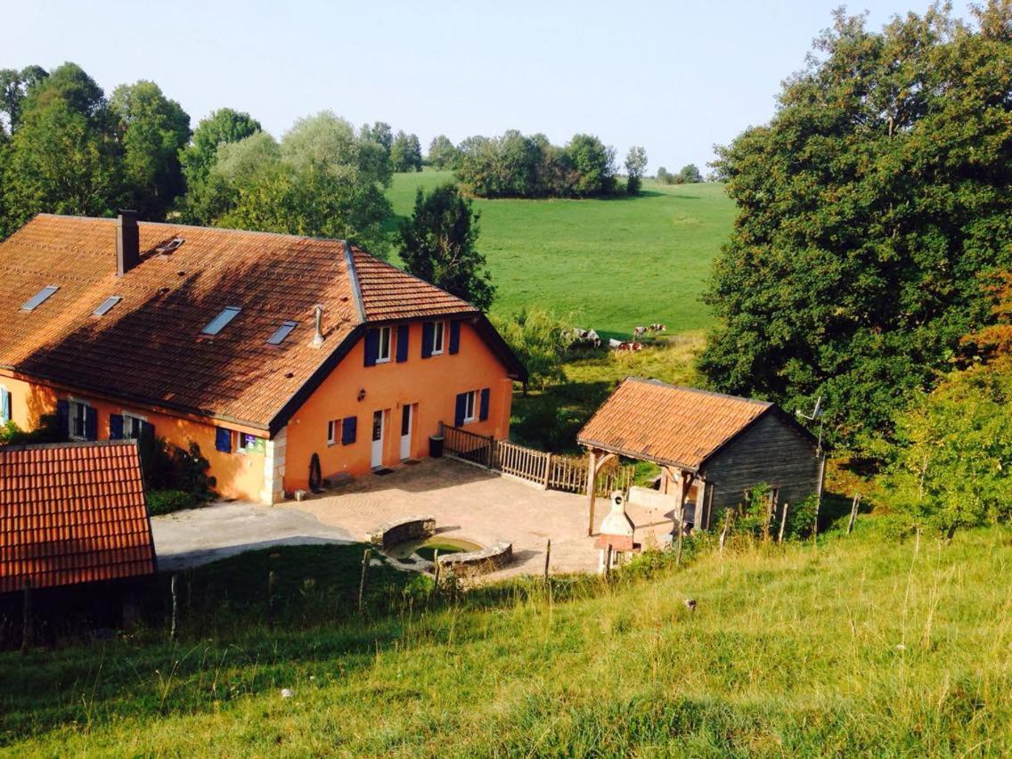 Bed and Breakfast Le Moulin Des Oyes Censeau Exterior foto